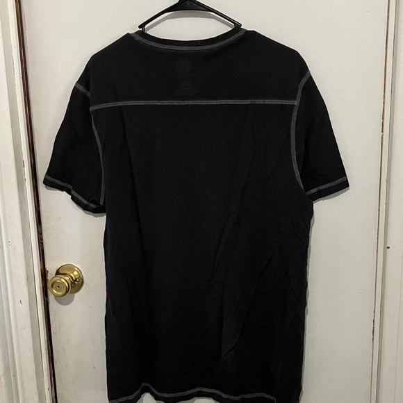 Rock & Republic Black V-Neck Tee EUC - Picture 3 of 3